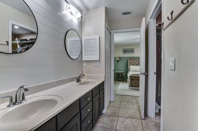 5010 TREASURE CAY ROAD, Tavares, FL 32778