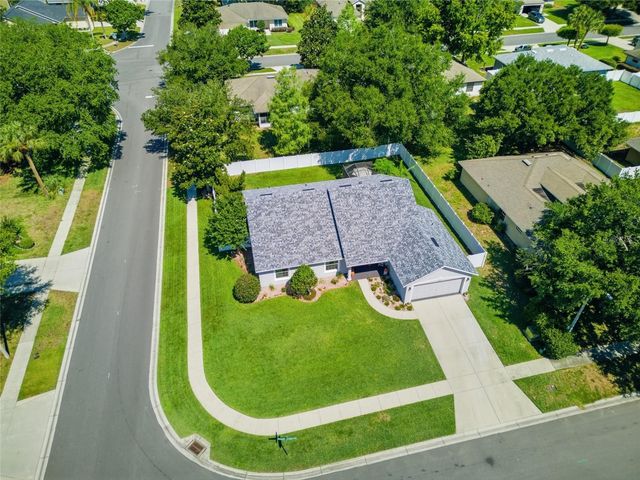 5010 TREASURE CAY ROAD, Tavares, FL 32778