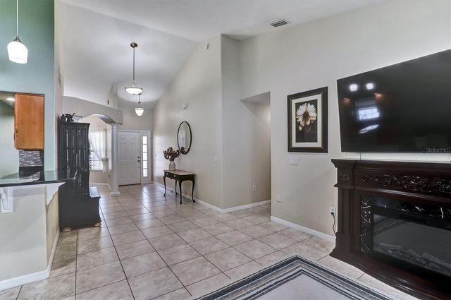 5010 TREASURE CAY ROAD, Tavares, FL 32778