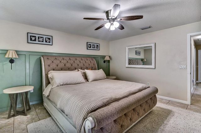 5010 TREASURE CAY ROAD, Tavares, FL 32778