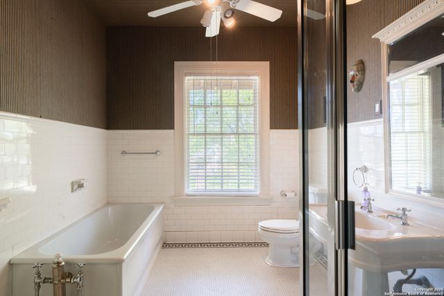 228 W Mulberry Ave, San Antonio, TX 78212