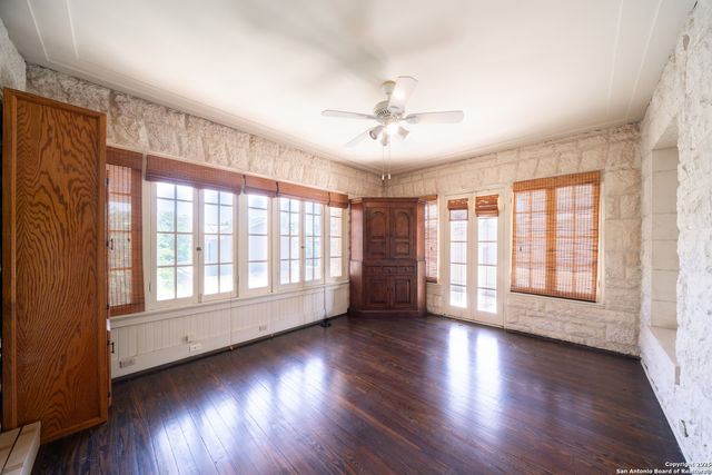 228 W Mulberry Ave, San Antonio, TX 78212