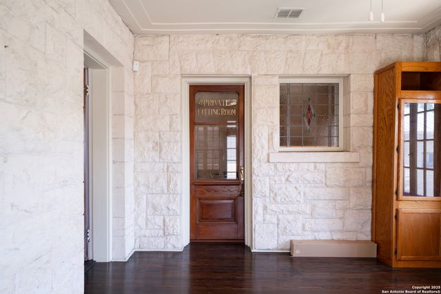 228 W Mulberry Ave, San Antonio, TX 78212