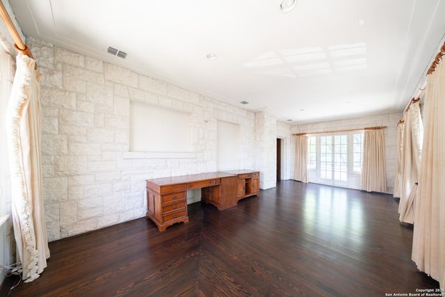 228 W Mulberry Ave, San Antonio, TX 78212