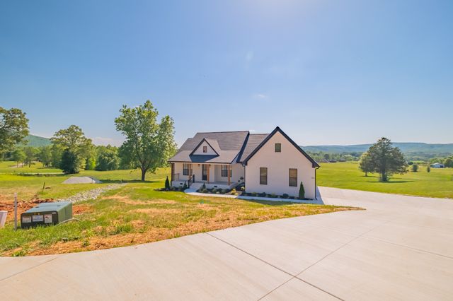 199 Cojohodo Ct, Mcminnville, TN 37110