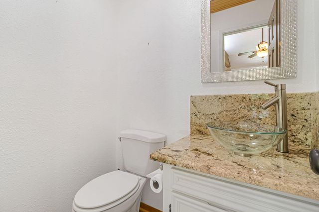 144 L K Walker, Livingston, TX 77351