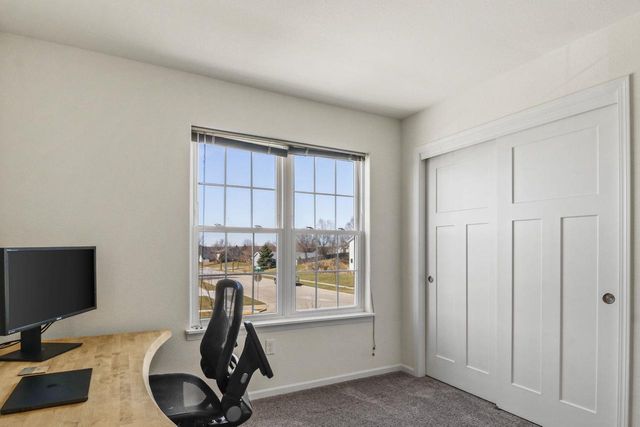 302 Autumn Crest Lane, Lake Mills, WI 53551