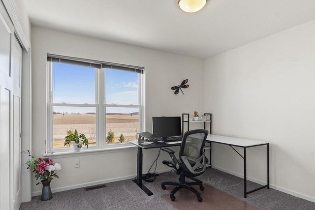 302 Autumn Crest Lane, Lake Mills, WI 53551