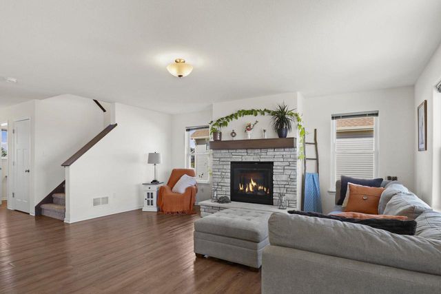 302 Autumn Crest Lane, Lake Mills, WI 53551