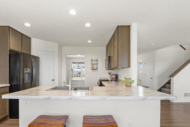 302 Autumn Crest Lane, Lake Mills, WI 53551