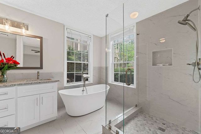 1001 Mcgill Park Avenue NE, Atlanta, GA 30312