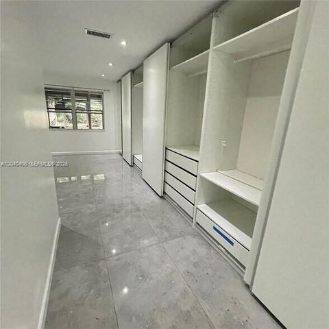 112 Fox Rd 2-50, Hollywood, FL 33024