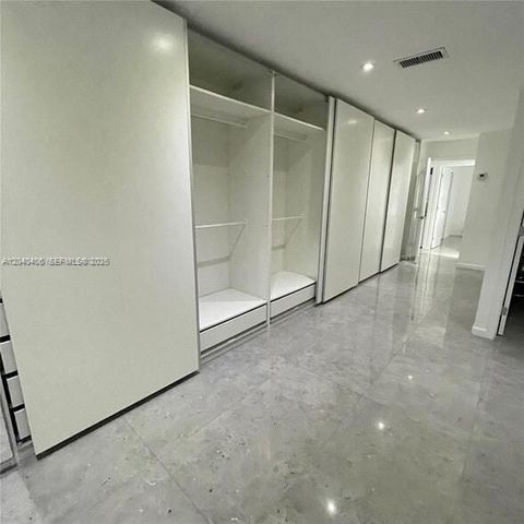 112 Fox Rd 2-50, Hollywood, FL 33024