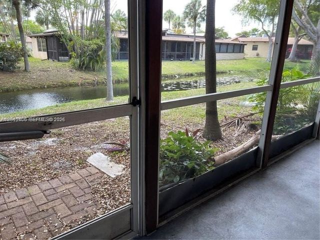 112 Fox Rd 2-50, Hollywood, FL 33024