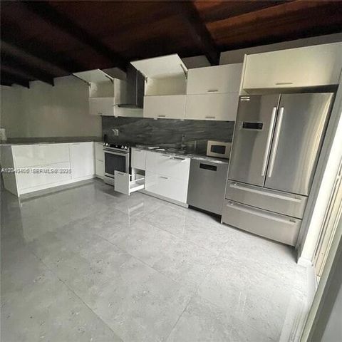 112 Fox Rd 2-50, Hollywood, FL 33024