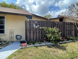 112 Fox Rd 2-50, Hollywood, FL 33024