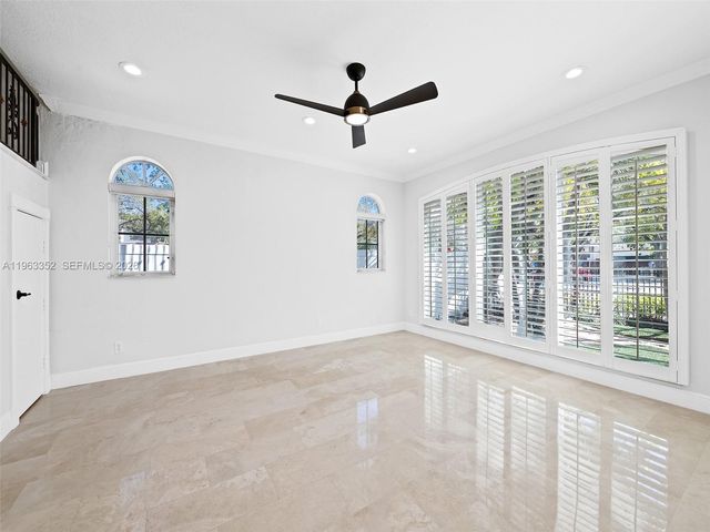 827 SE 2nd Court, Fort Lauderdale, FL 33301