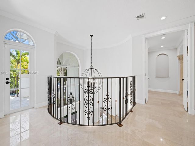 827 SE 2nd Court, Fort Lauderdale, FL 33301