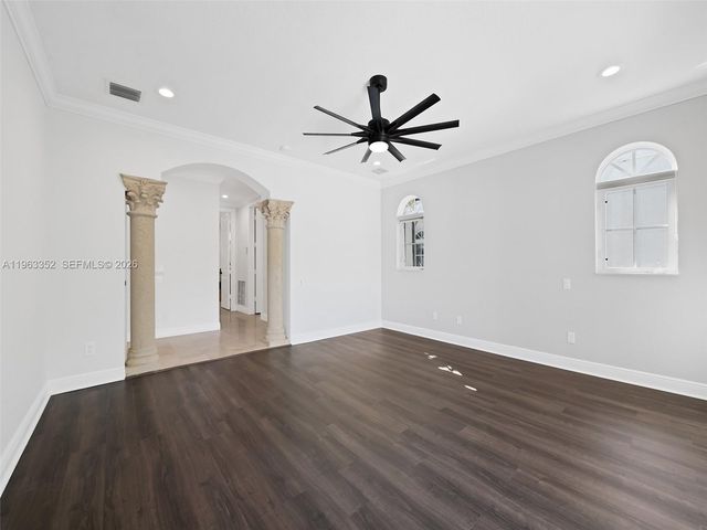 827 SE 2nd Court, Fort Lauderdale, FL 33301