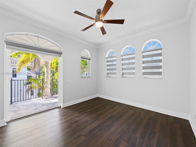 827 SE 2nd Court, Fort Lauderdale, FL 33301