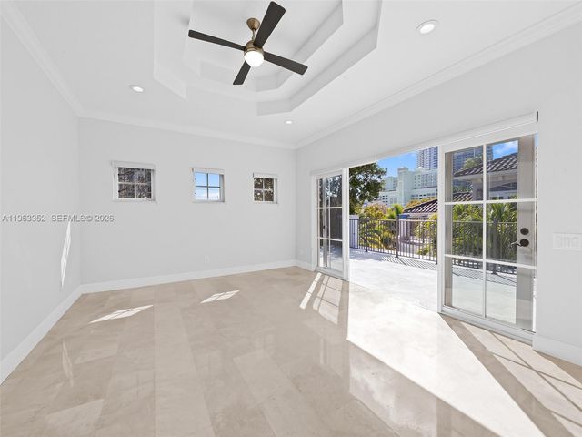 827 SE 2nd Court, Fort Lauderdale, FL 33301