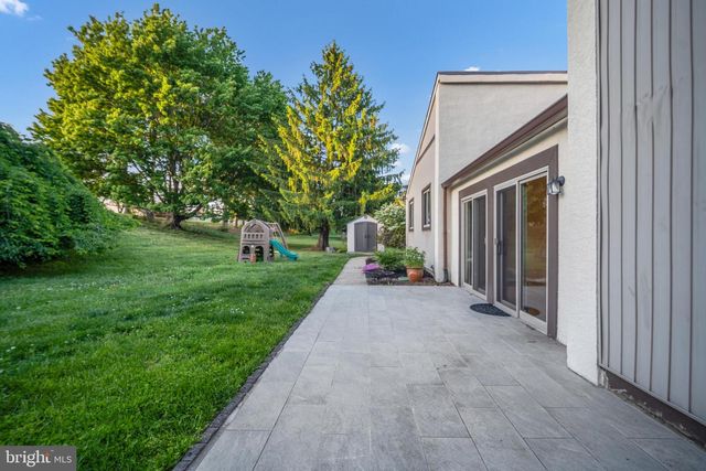 93 MEER DR, Feasterville Trevose, PA 19053