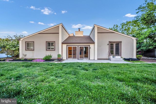 93 MEER DR, Feasterville Trevose, PA 19053