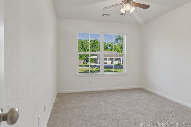 606 N 9th Street, Collinsville, OK 74021