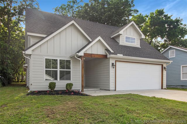 606 N 9th Street, Collinsville, OK 74021