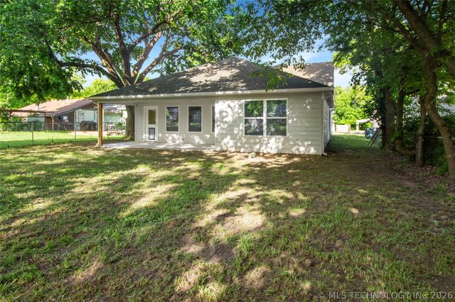 606 N 9th Street, Collinsville, OK 74021