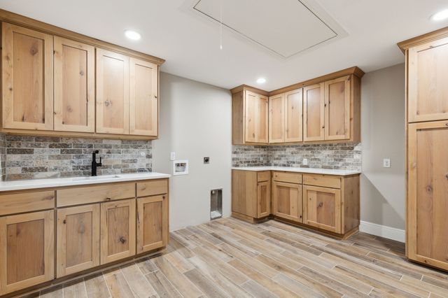 700 Brown Road, Palo Pinto, TX 76484