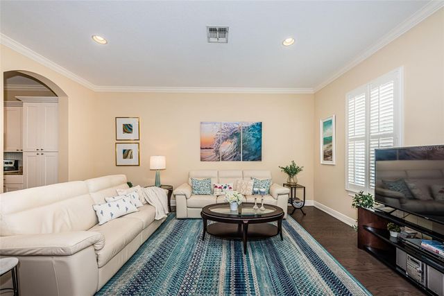 7010 GREVILLA AVENUE S, South Pasadena, FL 33707