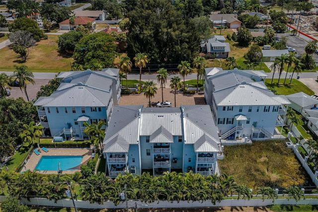 7010 GREVILLA AVENUE S, South Pasadena, FL 33707