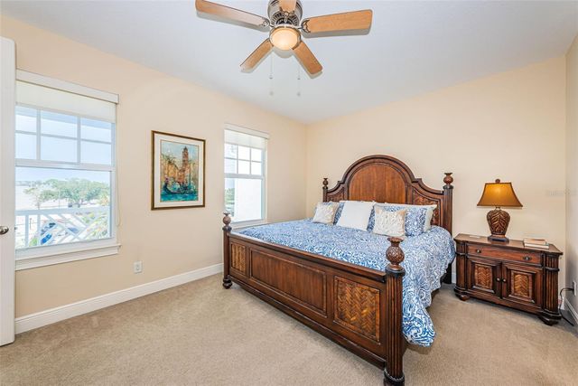 7010 GREVILLA AVENUE S, South Pasadena, FL 33707