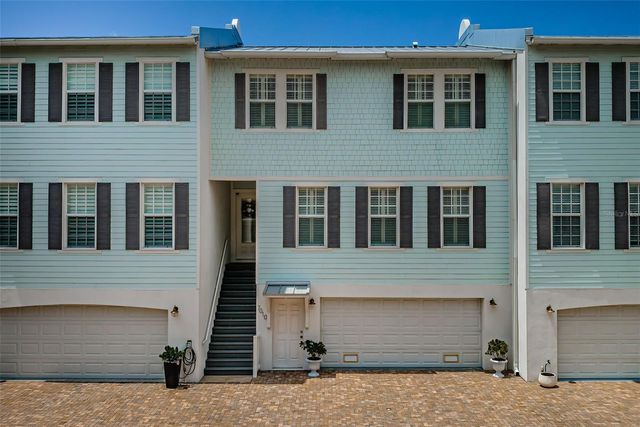 7010 GREVILLA AVENUE S, South Pasadena, FL 33707