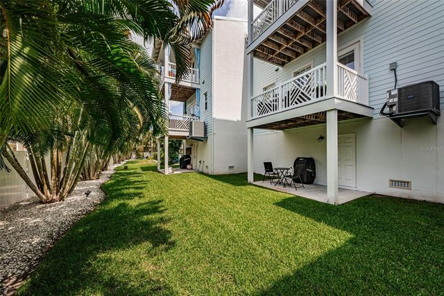 7010 GREVILLA AVENUE S, South Pasadena, FL 33707