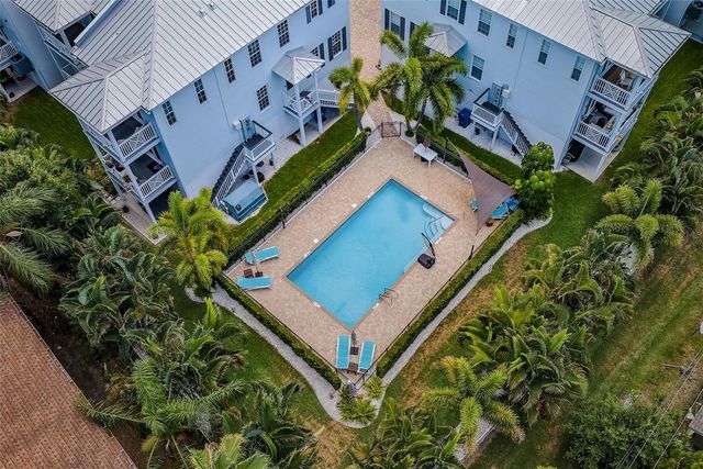 7010 GREVILLA AVENUE S, South Pasadena, FL 33707