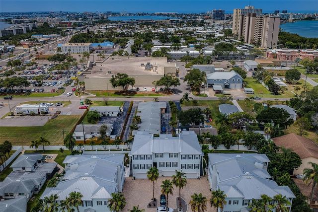 7010 GREVILLA AVENUE S, South Pasadena, FL 33707