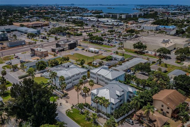 7010 GREVILLA AVENUE S, South Pasadena, FL 33707
