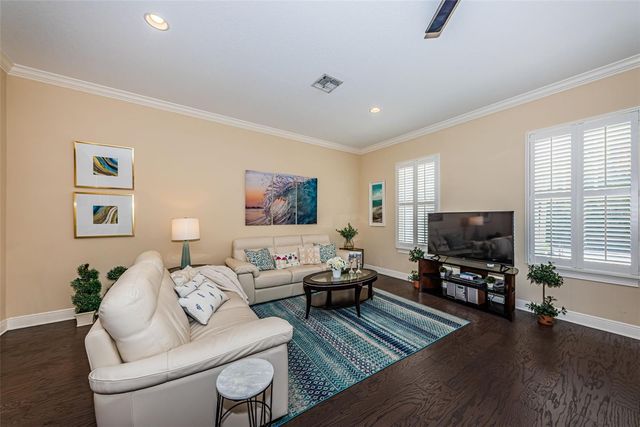 7010 GREVILLA AVENUE S, South Pasadena, FL 33707