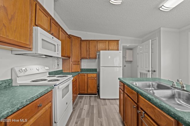 124 Rainmaker Drive, Jacksonville, NC 28540