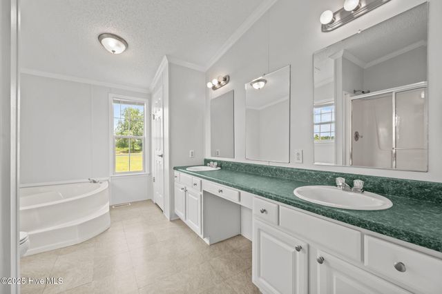 124 Rainmaker Drive, Jacksonville, NC 28540