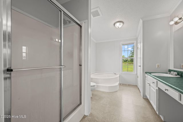 124 Rainmaker Drive, Jacksonville, NC 28540