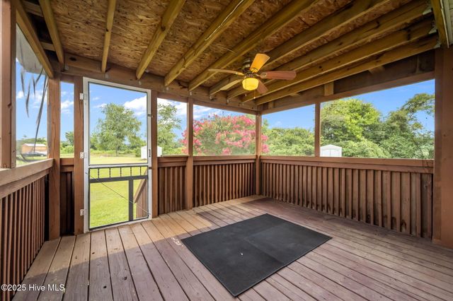 124 Rainmaker Drive, Jacksonville, NC 28540