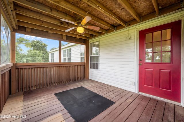 124 Rainmaker Drive, Jacksonville, NC 28540
