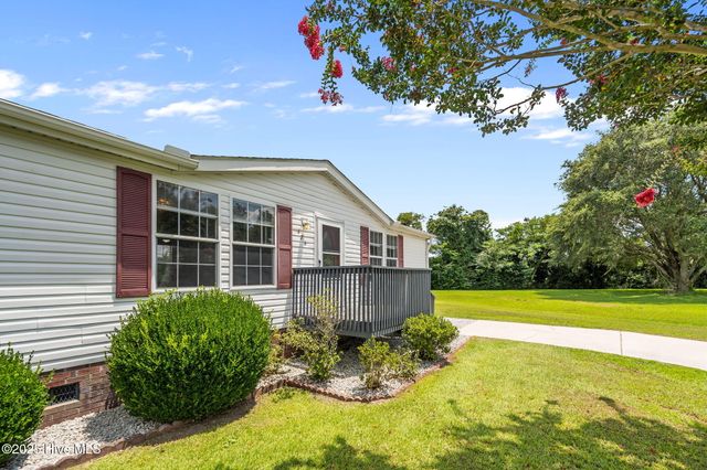 124 Rainmaker Drive, Jacksonville, NC 28540