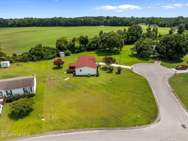 124 Rainmaker Drive, Jacksonville, NC 28540
