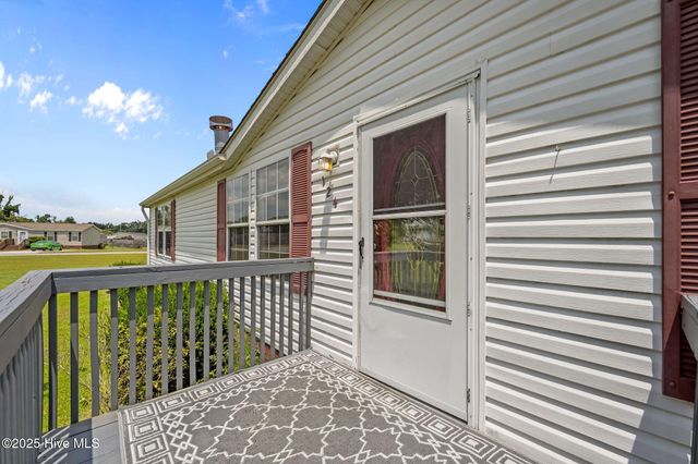 124 Rainmaker Drive, Jacksonville, NC 28540