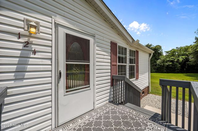 124 Rainmaker Drive, Jacksonville, NC 28540
