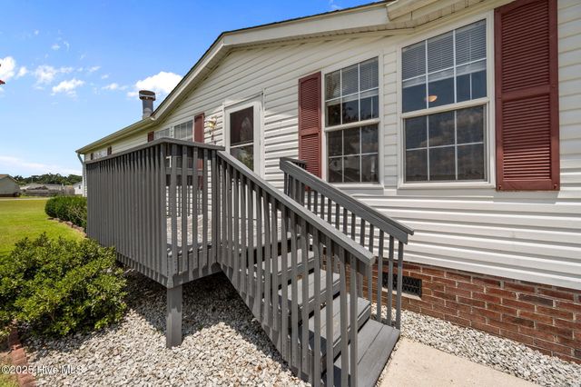124 Rainmaker Drive, Jacksonville, NC 28540